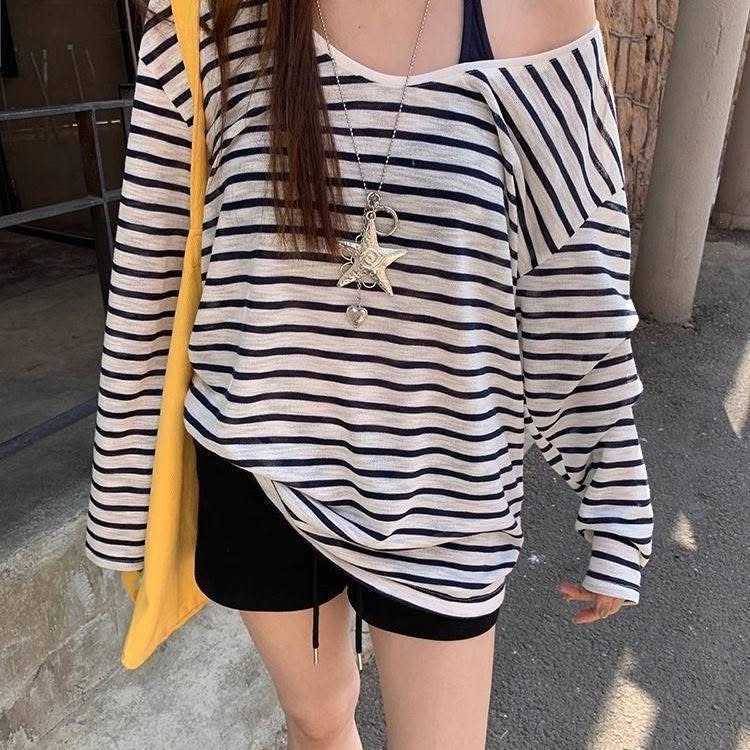 Set áo kẻ+ áo ngắn trong